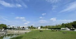 ขายบ้านปากช่อง ในตัวเมืองปากช่อง บ้านสวยพร้อมอยู่ ที่ดินติดน้ำเลคโครงการ 157 ตร.ว ใกล้ถนนมิตรภาพ ธนะรัชต์ ใกล้โรงพยาบาล อำเภอ ตลาดร้านค้า โครงการสงบ ปลอดภัย เพื่อนบ้านดี มี รปภ ดูแล 087-907404