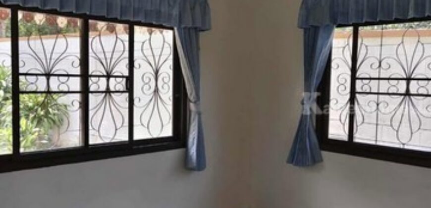 ขายบ้านเดี่ยว ชั้นเดียว 3 ห้องนอน เนื้อที่กว้างขวาง ขนาด 177 ตรว. ใกล้เขื่อนอุบลรัตน์ ใกล้บางแสน2 ใกล้ถนนสุขาภิบาล1 อ.อุบลรัตน์ จ.ขอนแก่น