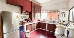 ขายทาวน์เฮ้าส์หลังใหญ่ 3 นอน พร้อมเฟอร์นิเจอร์ ราคาถูกเหมือนหลุดจำนอง ทำเลดี ซอยสุขุมวิท 93 ใกล้ BTS ใกล้ทางด่วน ใกล้ห้าง