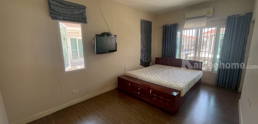 ขายบุราสิริ ท่าข้าม-พระราม 2 บ้านหรูระดับพรีเมี่ยม 🔥 ในราคาสุดว้าว 🔥5.49 ลบ เท่านั้น ราคาที่คุ้มค่ากว่าซื้อมือหนึ่งแน่นอน!ผ้าม่านจัดเต็มทั้งหลัง แถมแอร์⭐️ สนใจนัดเยี่ยมชมภายในทักด่วน