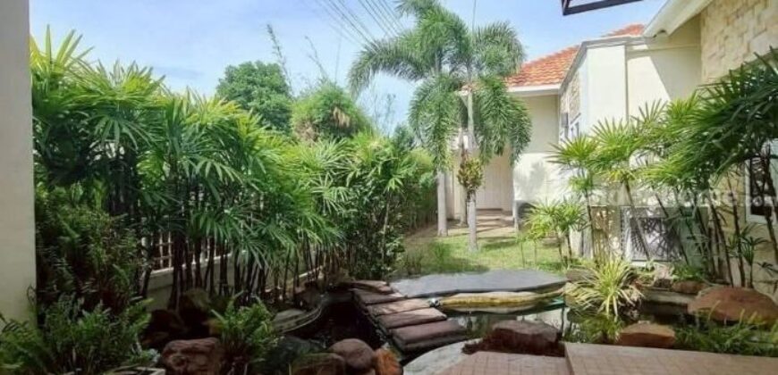 ให้เช่า(FOR RENT) บ้านหรูสุดคลาสสิคพร้อมสระว่ายน้ำ หมู่บ้านสินทวี บ้านฉาง ระยอง