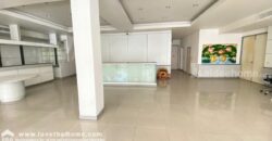 ให้เช่า อาคาร7ชั้น ศรีนครินทร์40 สุภาพงษ์3 ตรงข้ามห้างซีคอน ห่างถนนใหญ่350เมตร