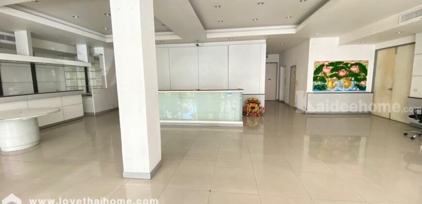 ให้เช่า อาคาร7ชั้น ศรีนครินทร์40 สุภาพงษ์3 ตรงข้ามห้างซีคอน ห่างถนนใหญ่350เมตร