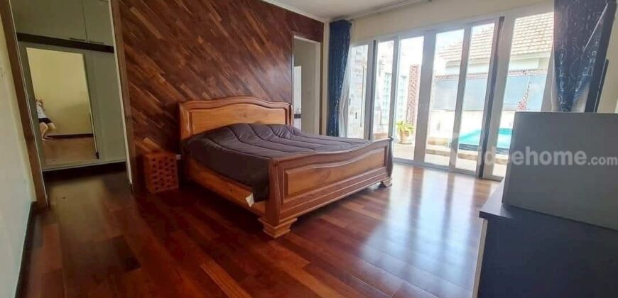 ให้เช่า(FOR RENT) บ้านหรูสุดคลาสสิคพร้อมสระว่ายน้ำ หมู่บ้านสินทวี บ้านฉาง ระยอง