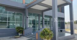 สำนักงานพร้อมคลังสินค้า พื้นที่ 3 ไร่ ถนนบางนา-ตราด กม.23