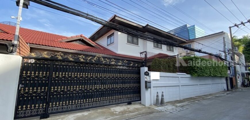 รหัสC6773 ให้เช่าบ้านเดี่ยว 2 ชั้น ซอยอารีย์สัมพันธ์-6 ถนนพระราม-6 พหลโยธิน 5 ใกล้รถไฟฟ้า BTS อารีย์
