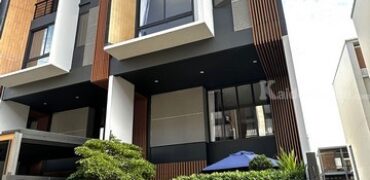 ให้เช่าทาวน์เฮ้าส์ 3ชั้น หมู่บ้านชิเซน พัฒนาการ 32 ใกล้สถานีรถไฟฟ้า BTS อ่อนนุช