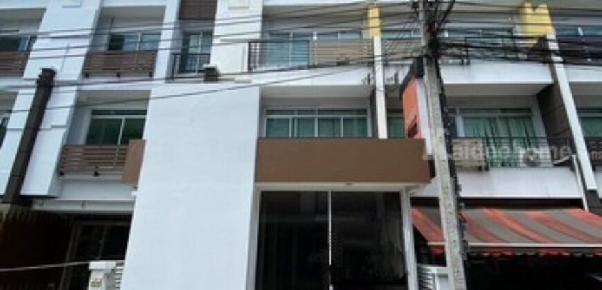 ฃ ให้เช่าโฮมออฟฟิศ 4 ชั้น โครงการบิสทาวน์ ลาดพร้าว Biztown Ladprao ตกแต่งหรู ใกล้ทางด่วน