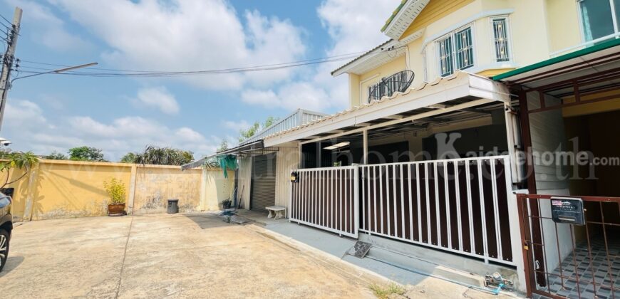 ทาวน์เฮ้าส์ บ้านพิศาล บางกระดี่ โครงการ 2 หลังมุม