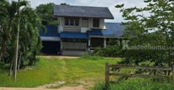 ที่ดินปากช่องพร้อมบ้าน 2.5 ไร่ ในตัวเมืองปากช่อง ถนนเทศบาล 5 หลังโรงพยาบาลปากช่อง ทางไปบ้านไร่ทอสี โรงเรียนปัญญาประทีป ทำเลดีทำกิจการร้านอาหารค้าขายได้ ใกล้ตลาด ติดถนนลาดยาง 087-9074045