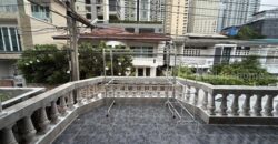 ให้เช่าทาวน์เฮ้าส์ 2ชั้น สุขุมวิท26 ใกล้ รร.โฟร์วิงส์ Line ID 0619636888