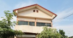 ขายบ้านพร้อมที่ดิน ในตัวเมืองพิษณุโลก 2 ชั้น มีดาดฟ้า พร้อมเข้าอยู่ แถมฟรีเฟอร์ โทร 082-404-8483