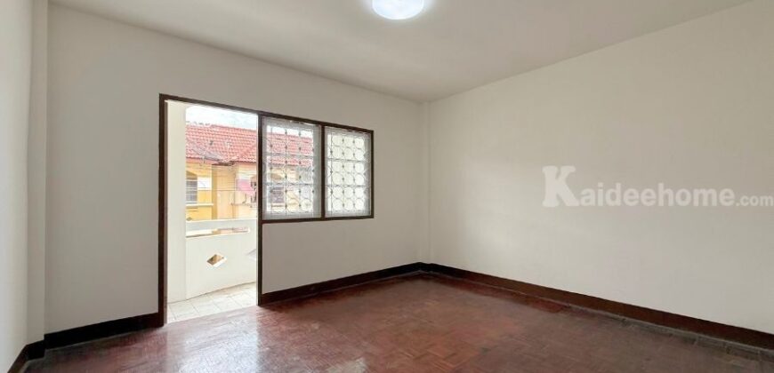 ทาวน์เฮ้าส์ ชุมชนตระกาลกูล ลำลูกกาคลอง7 (ขนาด 17 ตร.ว.) ถ.ลำลูกกา บึงคำพร้อย ปทุมธานี : Tarkalkoon