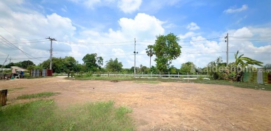 ที่ดินถมแล้ว 1-2-55 ไร่ (655 ตร.ว.) แบ่งขายเริ่มต้น 100 ตร.ว. ซอยรุ่งทรัพย์ (วัดบัวแก้ววนาราม) บ้านปทุม สามโคก ปทุมธานี