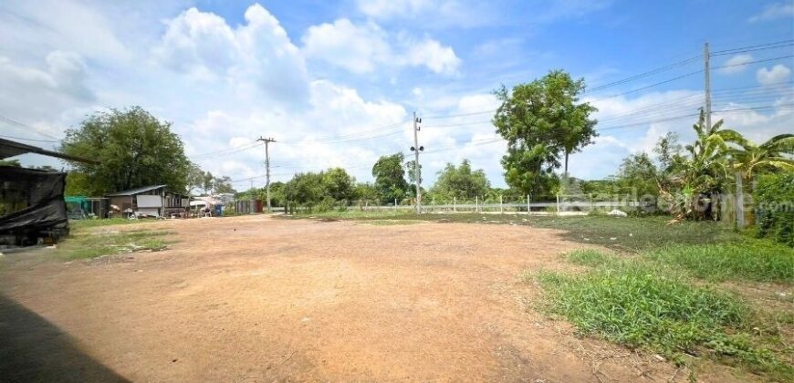 ที่ดินถมแล้ว 1-2-55 ไร่ (655 ตร.ว.) แบ่งขายเริ่มต้น 100 ตร.ว. ซอยรุ่งทรัพย์ (วัดบัวแก้ววนาราม) บ้านปทุม สามโคก ปทุมธานี