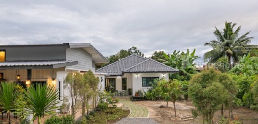 ขายบ้านชั้นเดียว 2 หลัง อ.สารภี เชียงใหม่ ตกแต่งสวยพร้อมอยู่