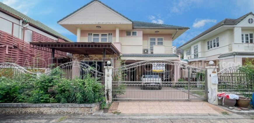 หมู่บ้าน ดิ เอมเมอรัลด์ การ์เด้น บ้านเดี่ยว ติดถนน ราชพฤกษ์