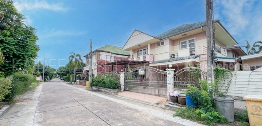 หมู่บ้าน ดิ เอมเมอรัลด์ การ์เด้น บ้านเดี่ยว ติดถนน ราชพฤกษ์