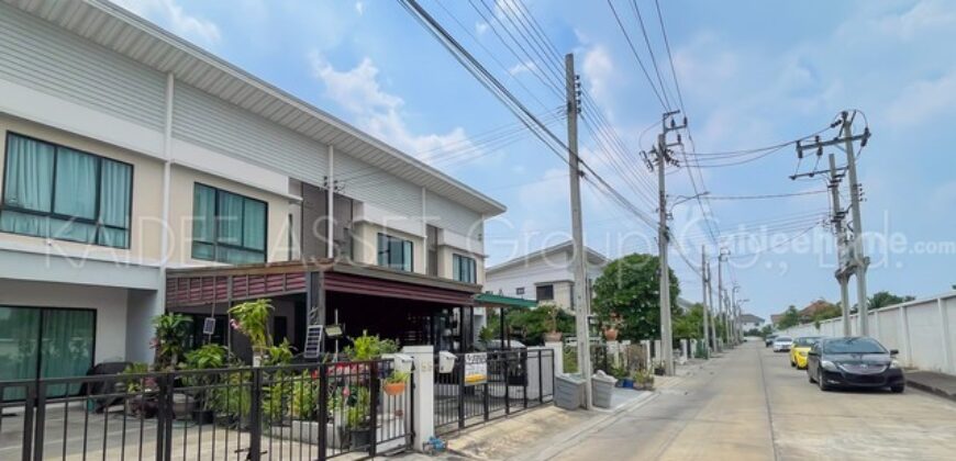 ทาวน์โฮม โมดิ วิลล่า บางบัวทอง : Modi Villa Bangbuathong