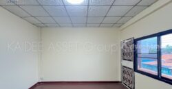 ทาวน์เฮ้าส์ ถนน นวลจันทร์ ซอย 16 บึงกุ่ม หมู่บ้าน วังรุ้ง