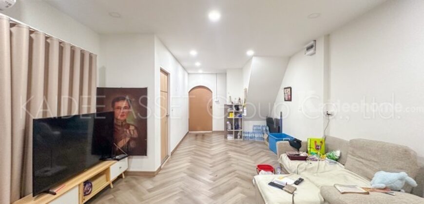 หมู่บ้าน บก.ทหารสูงสุด บ้านแฝด ซอย รามอินทรา 46 รีโนเวท