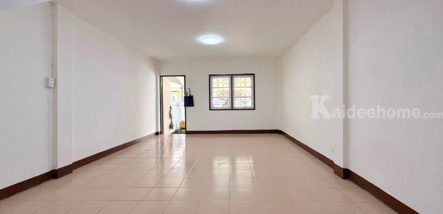 ทาวน์เฮ้าส์ ชุมชนตระกาลกูล ลำลูกกาคลอง7 (ขนาด 17 ตร.ว.) ถ.ลำลูกกา บึงคำพร้อย ปทุมธานี : Tarkalkoon