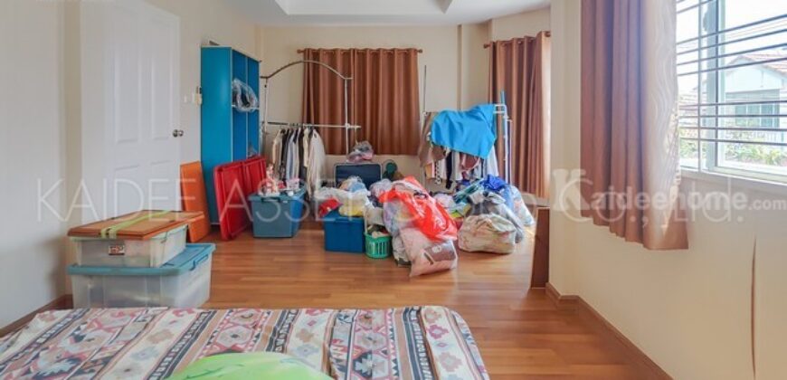 หมู่บ้าน ชวนชื่น เพชรเกษม 81 บ้านเดี่ยว หนองแขม ขายถูกมาก