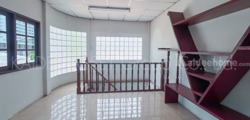 บ้านเดี่ยว ซอย วัดประชาระบือธรรม แขวง ถนนนครชัยศรี เขต ดุสิต