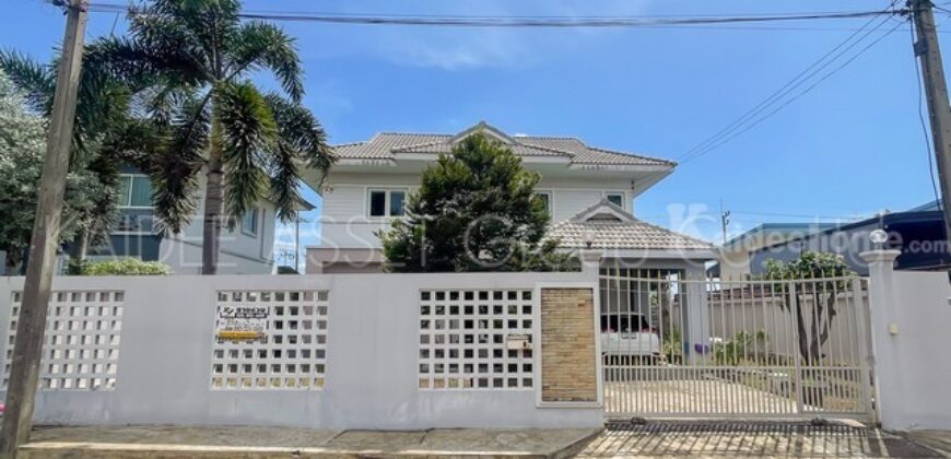 หมู่บ้าน ชวนชื่นการ์เด้นวิลล์ | บ้านเดี่ยว เมือง ปทุมธานี