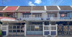 หมู่บ้านไพโรจน์ | ทาวน์เฮ้าส์ ซอย บางนา-ตราด 27 ติดห้าง