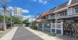 หมู่บ้านไพโรจน์ | ทาวน์เฮ้าส์ ซอย บางนา-ตราด 27 ติดห้าง