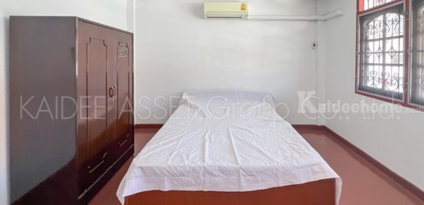 หมู่บ้านไพโรจน์ | ทาวน์เฮ้าส์ ซอย บางนา-ตราด 27 ติดห้าง