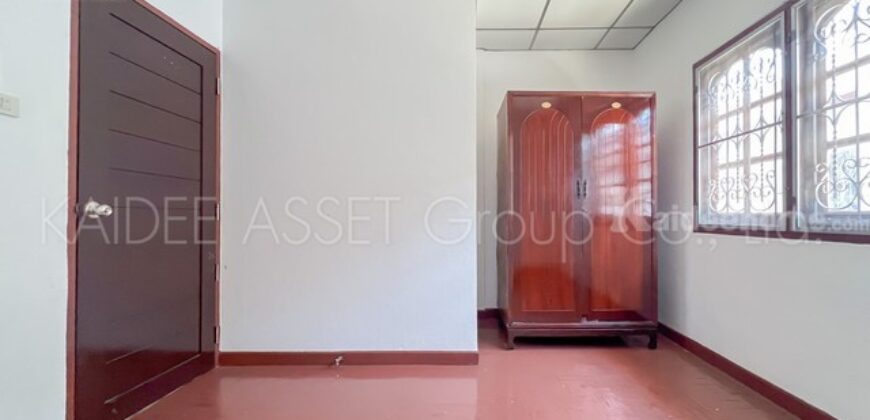 หมู่บ้านไพโรจน์ | ทาวน์เฮ้าส์ ซอย บางนา-ตราด 27 ติดห้าง