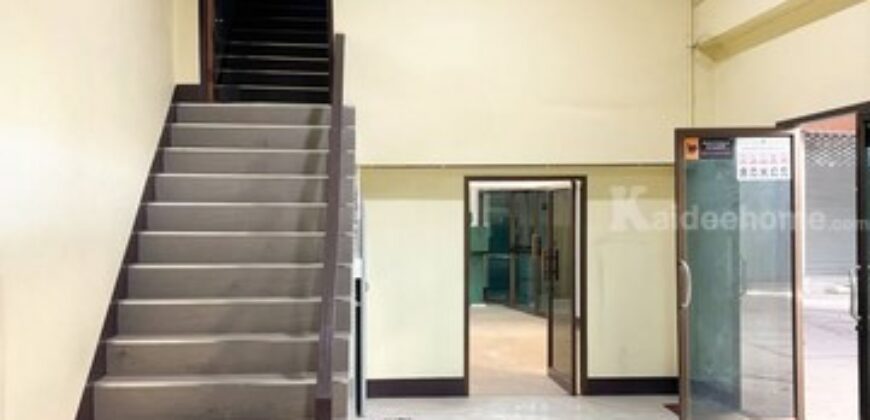 ให้เช่าโกดัง แถม ออฟฟิศ ติดถนนใหญ่ ใกล้เซ็นเฟส เชียงใหม่ ทำเลทองสุดคุ้ม