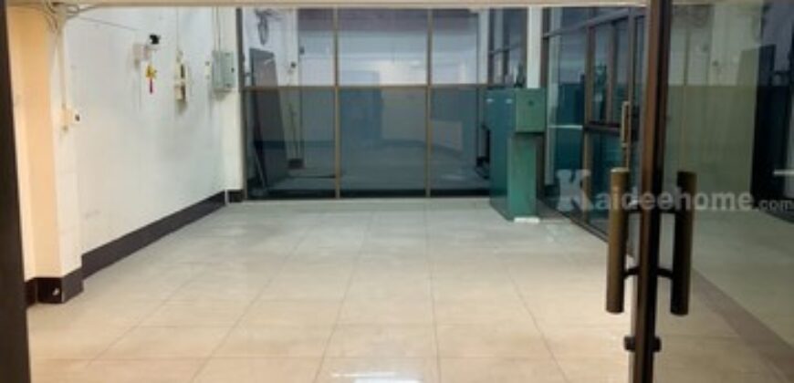 ให้เช่าโกดัง แถม ออฟฟิศ ติดถนนใหญ่ ใกล้เซ็นเฟส เชียงใหม่ ทำเลทองสุดคุ้ม