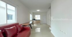 ทาวน์โฮม เจ ทาวน์ เอ็กคลูซีฟ รังสิต – คลอง 1 (หลังมุม) ถ.เลียบคลองรังสิต ธัญบุรี ปทุมธานี :J Town Exclusive Rangsit – Klong 1