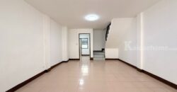 ทาวน์เฮ้าส์ ชุมชนตระกาลกูล ลำลูกกาคลอง7 (ขนาด 17 ตร.ว.) ถ.ลำลูกกา บึงคำพร้อย ปทุมธานี : Tarkalkoon