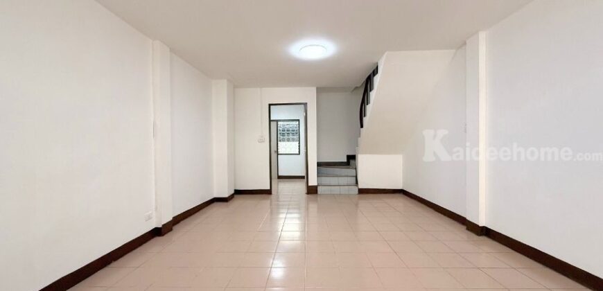 ทาวน์เฮ้าส์ ชุมชนตระกาลกูล ลำลูกกาคลอง7 (ขนาด 17 ตร.ว.) ถ.ลำลูกกา บึงคำพร้อย ปทุมธานี : Tarkalkoon