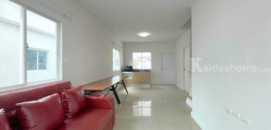 ทาวน์โฮม เจ ทาวน์ เอ็กคลูซีฟ รังสิต – คลอง 1 (หลังมุม) ถ.เลียบคลองรังสิต ธัญบุรี ปทุมธานี :J Town Exclusive Rangsit – Klong 1