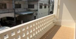 ทาวน์เฮ้าส์ 2 ชั้น รีโนเวทใหม่ ปากช่อง จ.นครราชสีมา