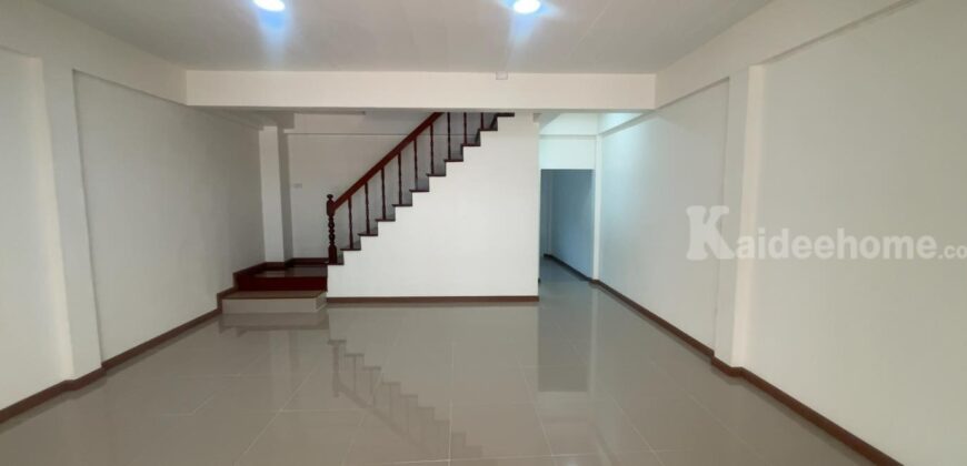 ทาวน์เฮ้าส์ 2 ชั้น รีโนเวทใหม่ ปากช่อง จ.นครราชสีมา