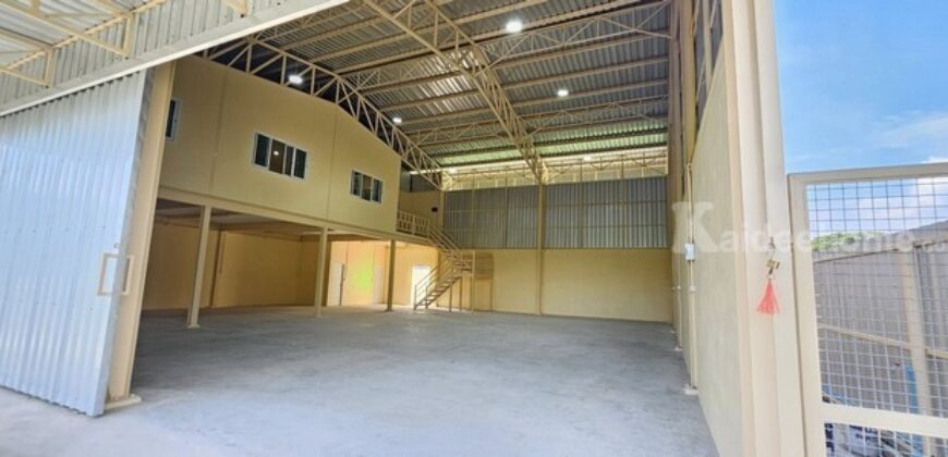 รหัสC6798 ให้เช่าโกดังขนาด 344 ตารางเมตร ย่านลาดกระบัง ถนนพัฒนาชนบท 4 ใกล้สนามบินสุวรรณภูมิ
