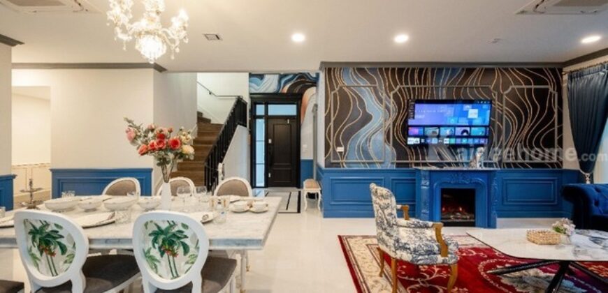 รหัสC6809 ขาย ให้เช่าบ้านหรูสไตล์คลาสสิกฝรั่งเศส โครงการนันทวัน พระราม 9-กรุงเทพกรีฑาตัดใหม่