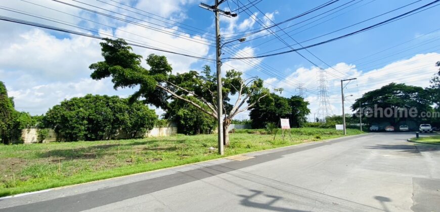 ขายที่ดินเปล่าในโครงการอารียาโคโม่ ลาดกระบัง ถ.ขุมทอง-ลำต้อยติ่ง ใกล้สนามบินสุวรรณภูมิ ,เนื้อที่ 214 ตรว. ที่สวย ถมแล้ว ขายต่ำกว่าราคาประเมิน เพียง 17,000 บาทต่อตารางวา