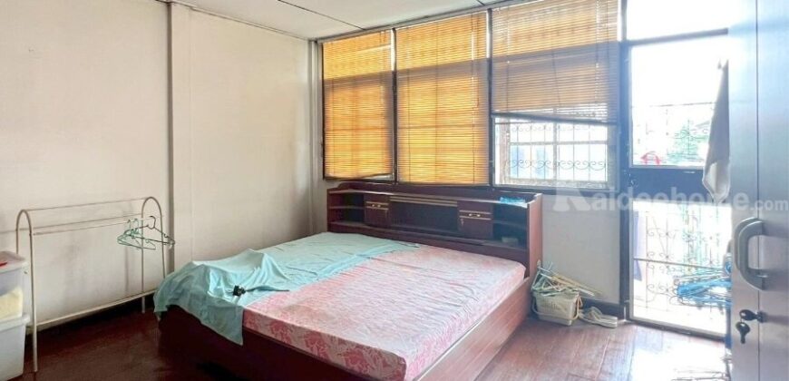 ทาวน์เฮ้าส์ 2 ชั้น ซ.จรัญสนิทวงศ์ 57 ถ.จรัญสนิทวงศ์ ( ขนาด 16 ตร.ว ) ใกล้รถไฟฟ้าสายสีน้ำเงิน สถานีบางยี่ขัน บางพลัด กรุงเทพฯ