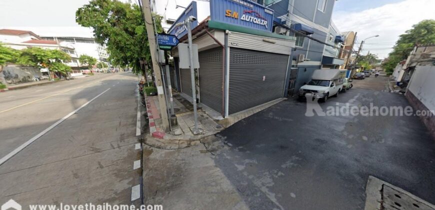ขายที่ดิน ลาดพร้าววังหิน 6 เข้าซอย 150 เมตร เนื้อที่ 99 ตรว. หน้ากว้าง 25 เมตร อยู่ใกล้ถนนโชคชัย 4