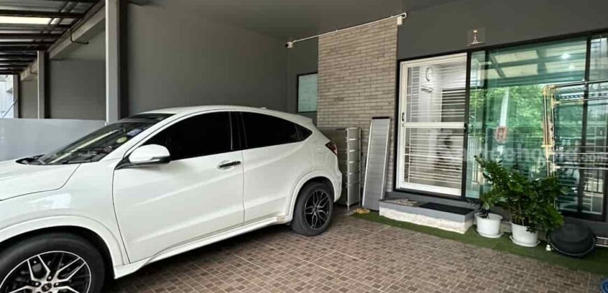 ขายทาวน์โฮม 2 ชั้น หลังมุม พร้อมอยู่ โครงการสิริเพลส รังสิต