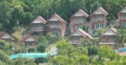 ขายหรือให้เช่าระยะยาว รีสอร์ทบนเนินเขาวิวทะเล สัตหีบ ชลบุรี เงียบสงบพร้อมวิลล่าส่วนตัว 12 หลัง โทร 0887649875