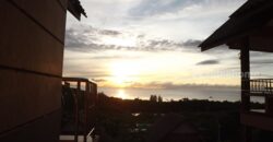 ขายหรือให้เช่าระยะยาว รีสอร์ทบนเนินเขาวิวทะเล สัตหีบ ชลบุรี เงียบสงบพร้อมวิลล่าส่วนตัว 12 หลัง โทร 0887649875