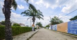 ขายที่ดินเปล่า ขนาด 239 ตรว. ภายในโครงการอารียา โคโม่ ลาดกระบัง ถ.ขุมทอง-ลำต้อยติ่ง ใกล้สนามบินสุวรรณภูมิ ,ที่สวย ถมแล้ว ขายต่ำกว่าประเมิน ราคา 4,660,000 บาท